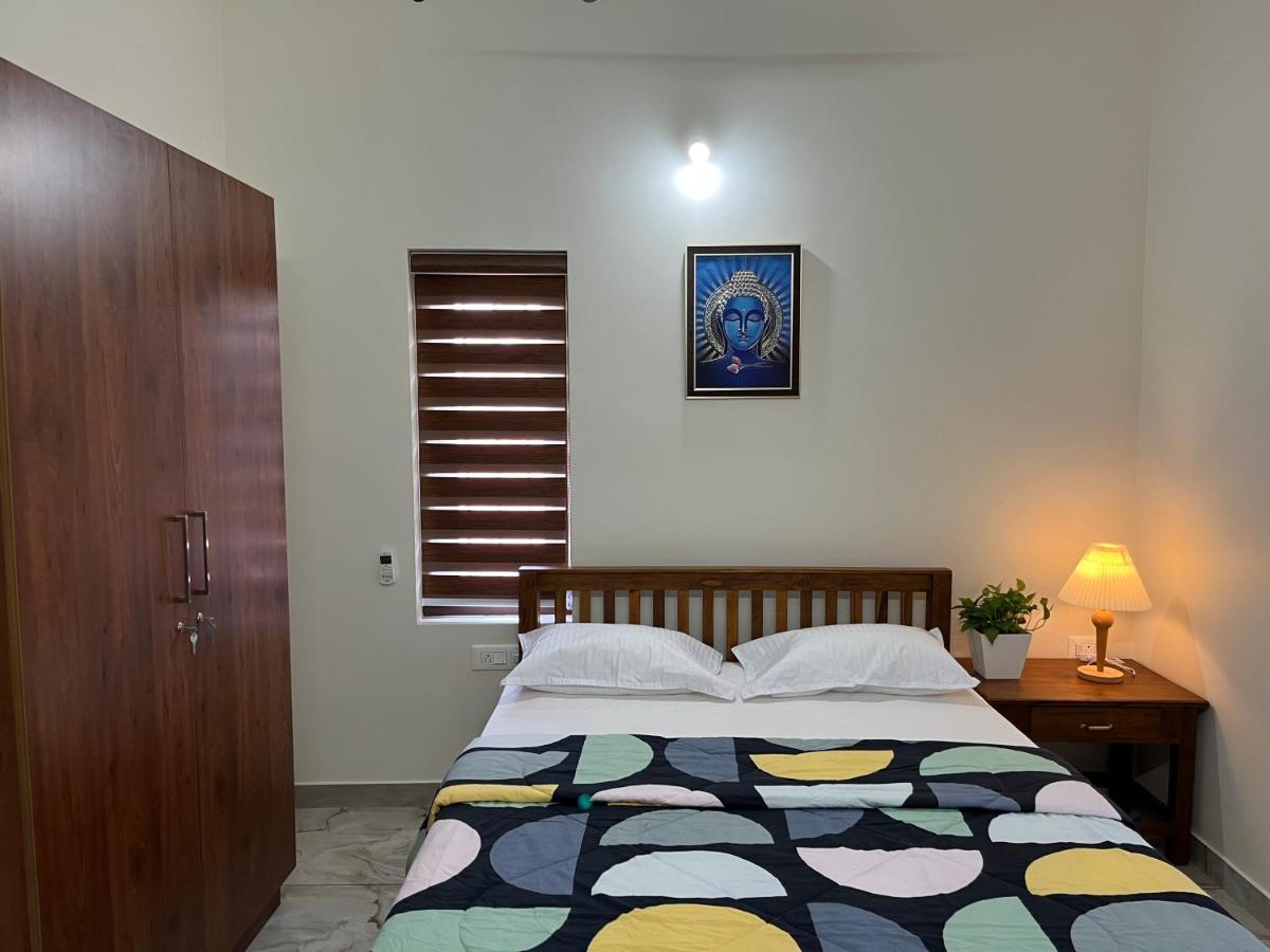 Solomon Apartments,Alappuzha Beach. Ngoại thất bức ảnh