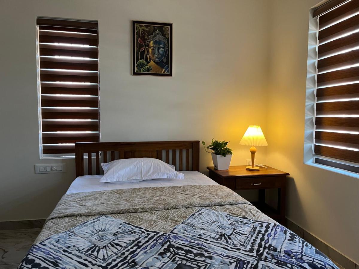 Solomon Apartments,Alappuzha Beach. Ngoại thất bức ảnh