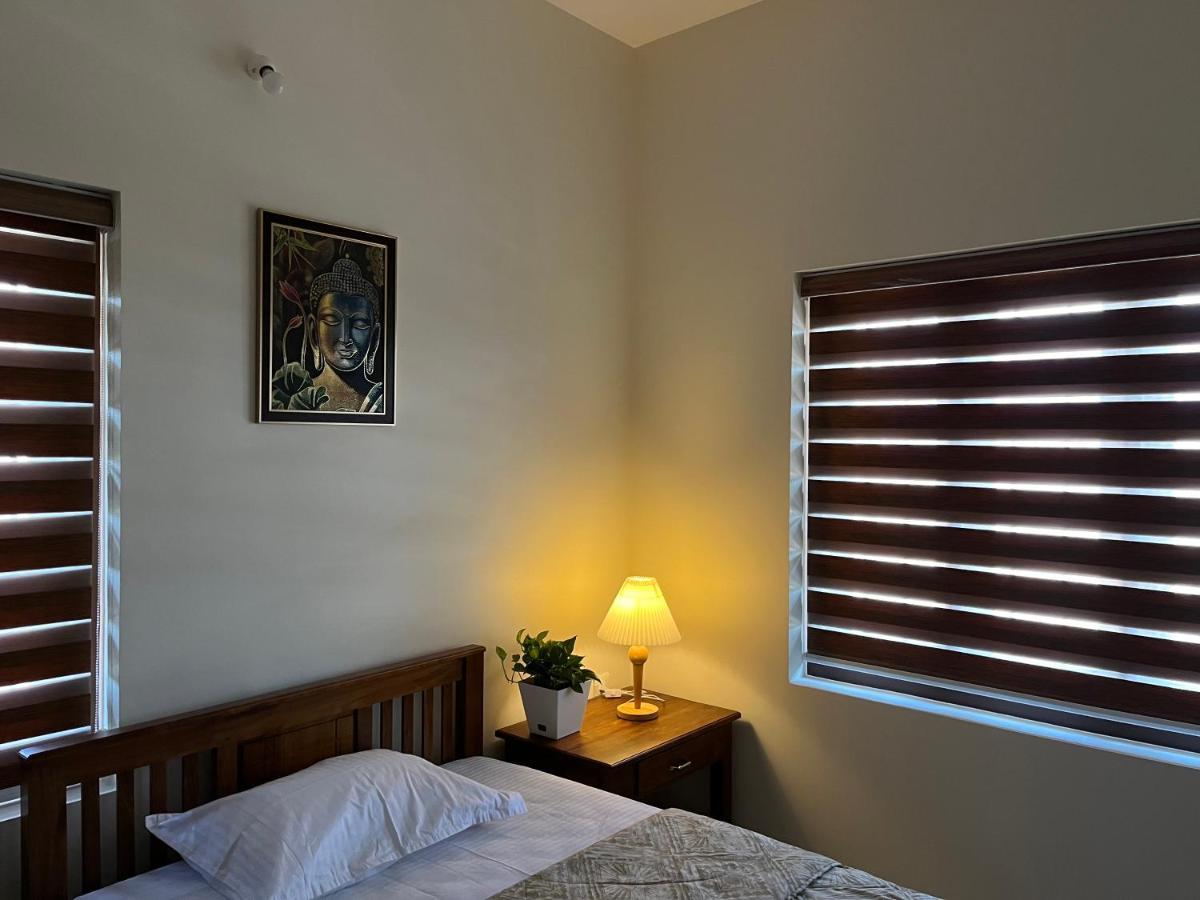 Solomon Apartments,Alappuzha Beach. Ngoại thất bức ảnh