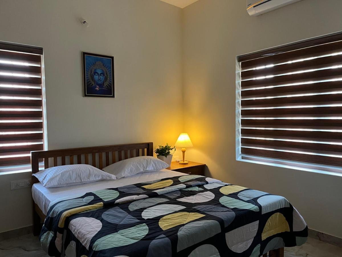 Solomon Apartments,Alappuzha Beach. Ngoại thất bức ảnh